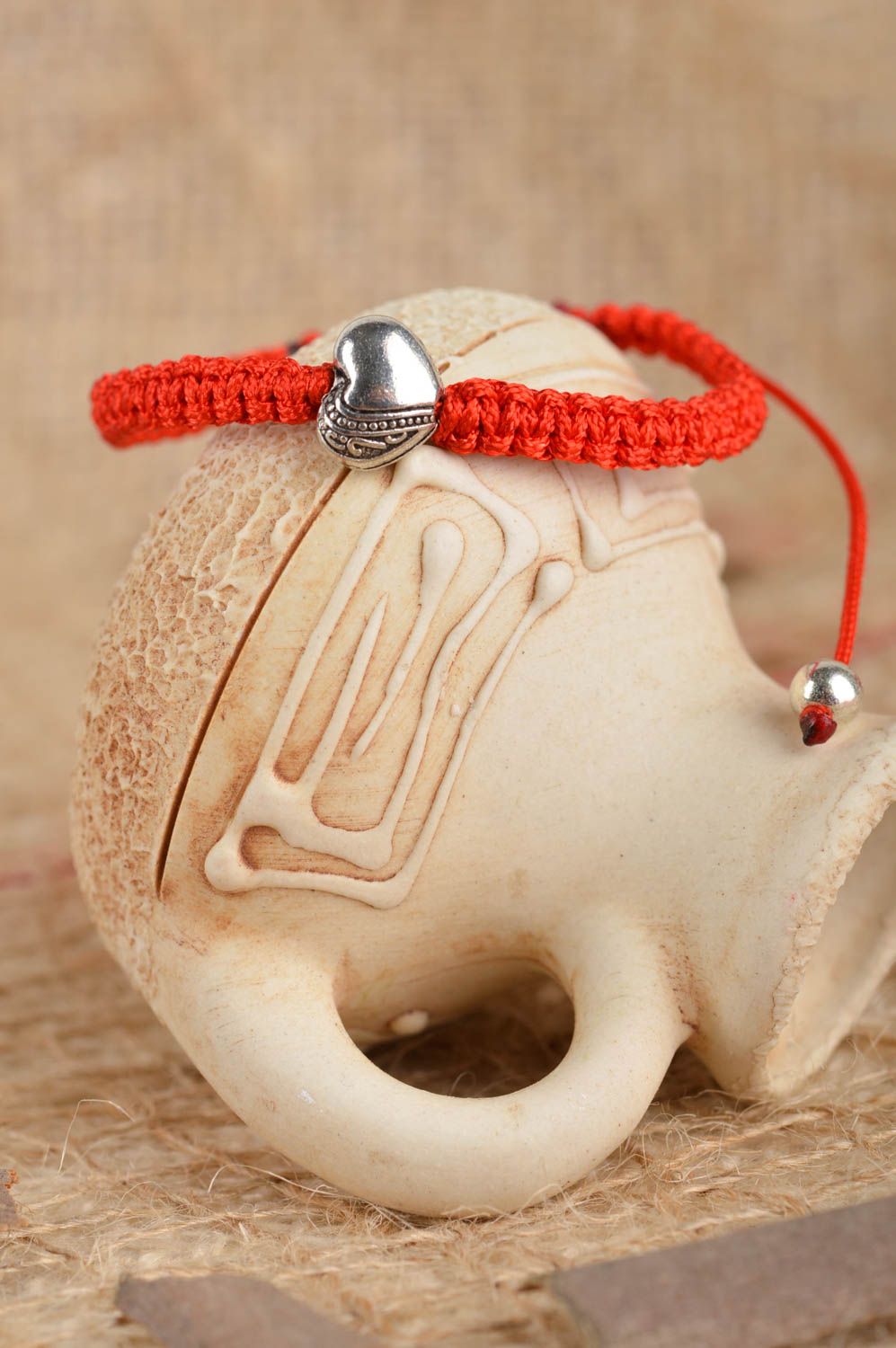 Schmuck Armband handmade Schmuck Accessoire für Frauen rotes Armband Herz  foto 1