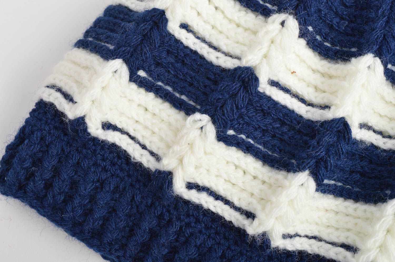 Bonnet tricot fait main Chapeau au crochet bleu blanc rayé Vêtement enfant photo 5