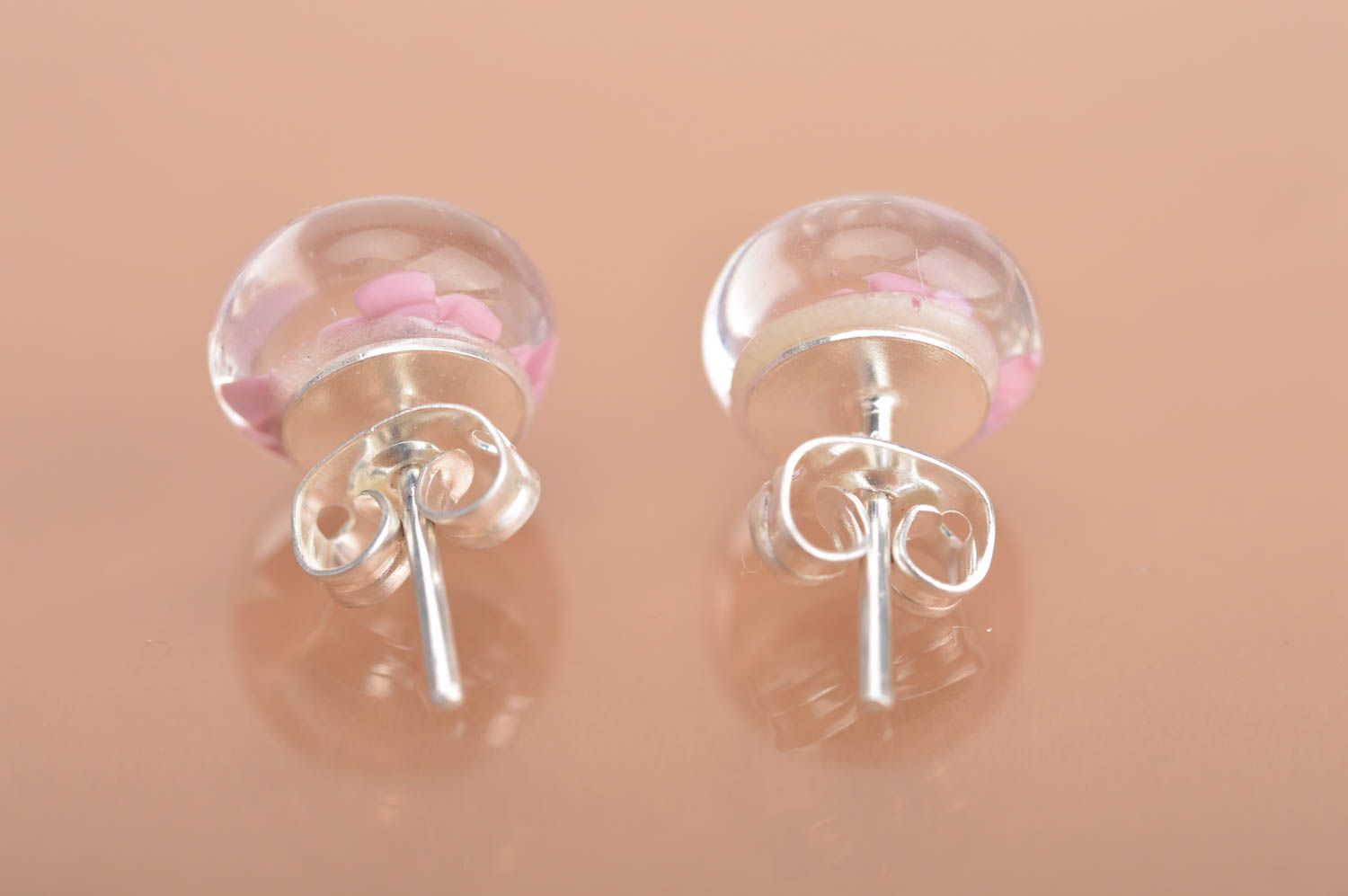 Boucles d'oreilles rondes clous en verre faites main lilas accessoire millefiori photo 4