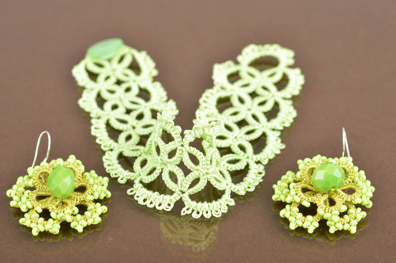 Handmade designer jewelry set lime colored tatting earrings and bracelet  photo 2