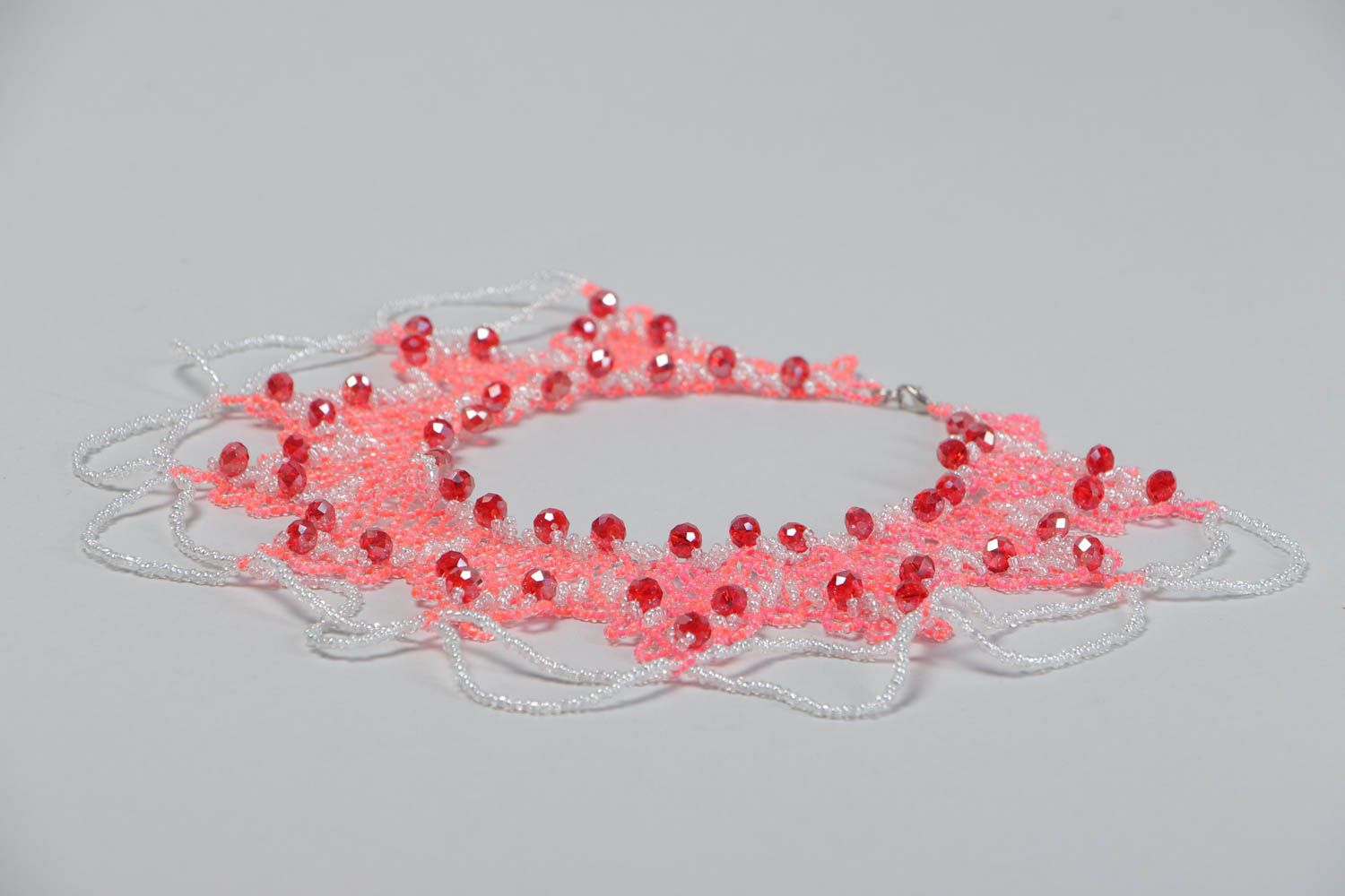Collier fantaisie rose Bijoux fait main perles de rocaille ajouré Cadeau femme  photo 4