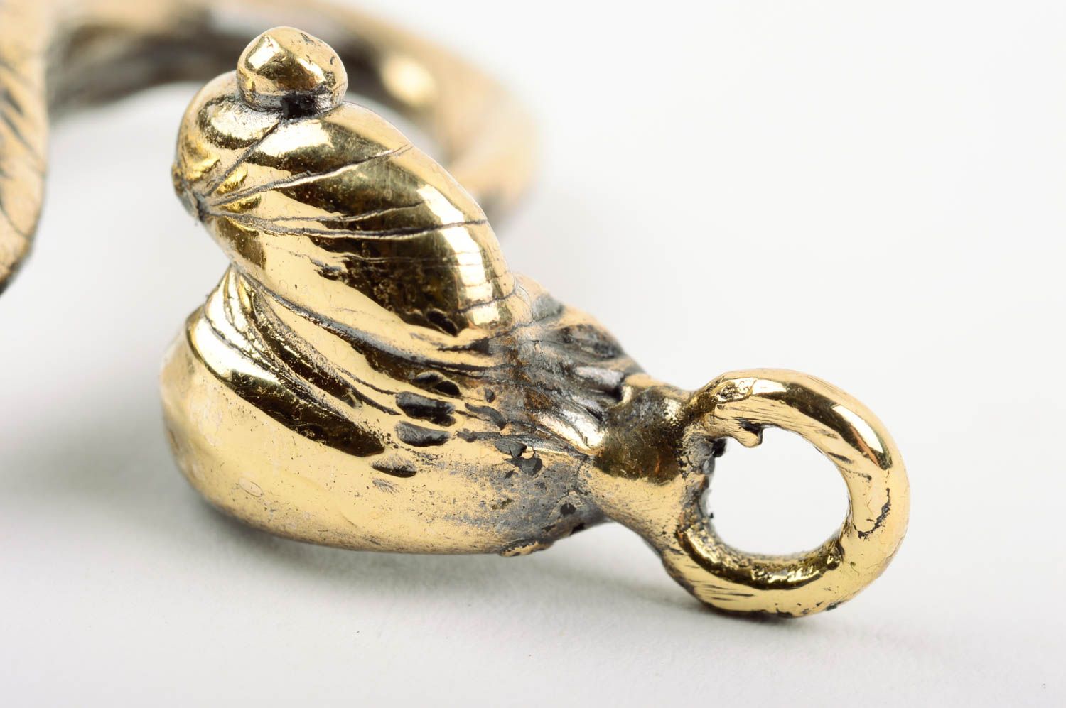 Pendentif serpent en laiton fait main design original cadeau pour femme photo 4