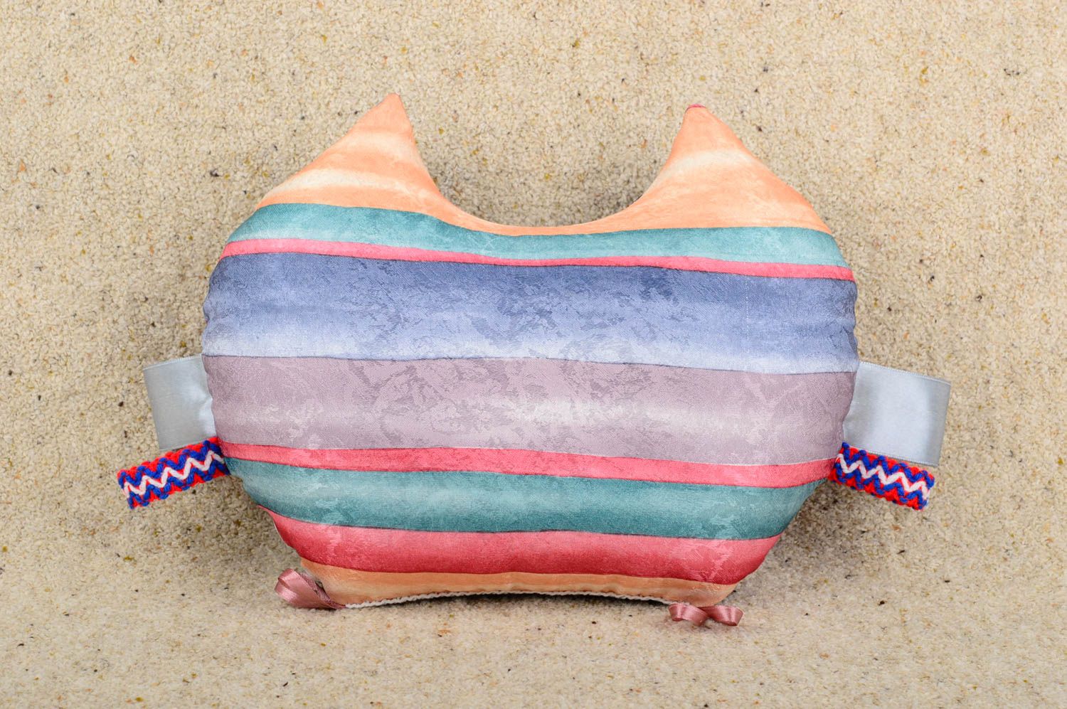 Игрушка-подушка хэнд мэйд интерьерная игрушка сова диванная подушка пэчворк фото 3