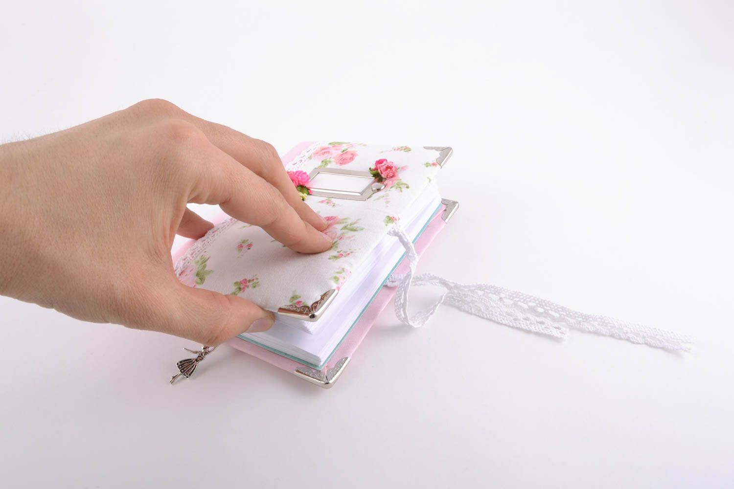 Joli bloc-notes avec couverture molle fait main avec cordons et fleurs photo 1