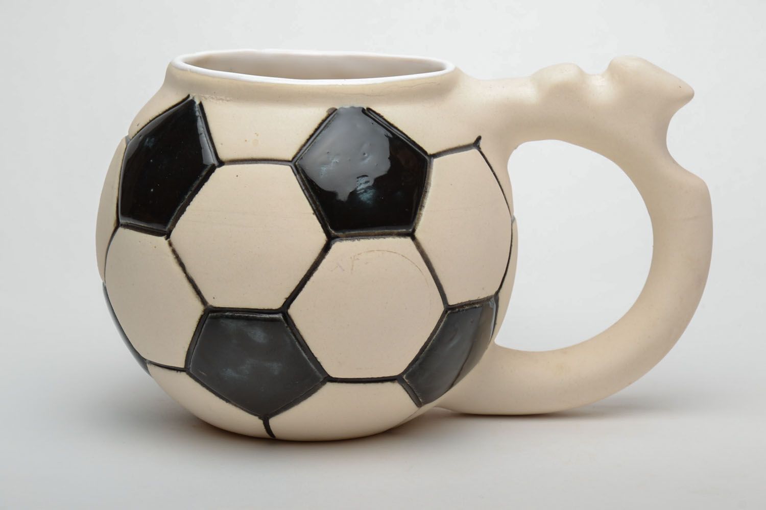 Ceramic beer mug Ball photo 2