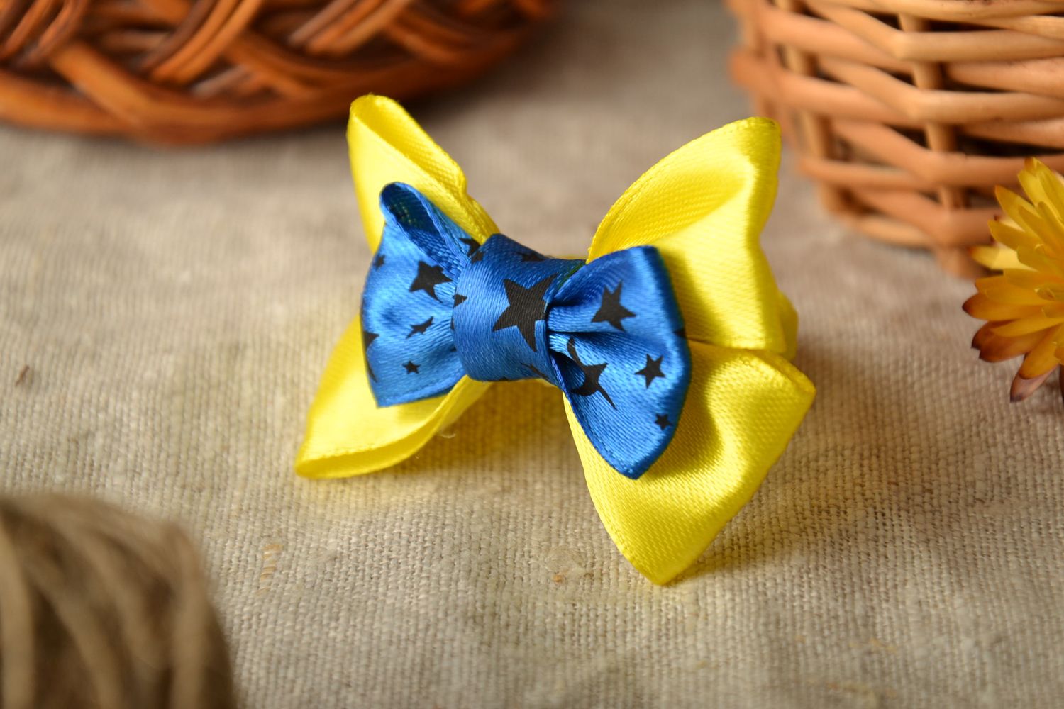 Hair tie with ribbon bow photo 1