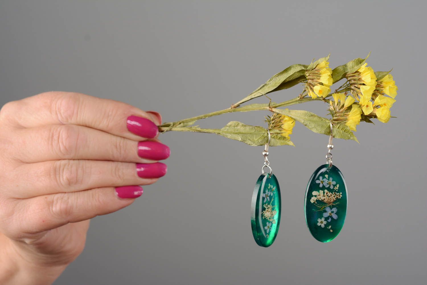 Earrings with dried flowers photo 2