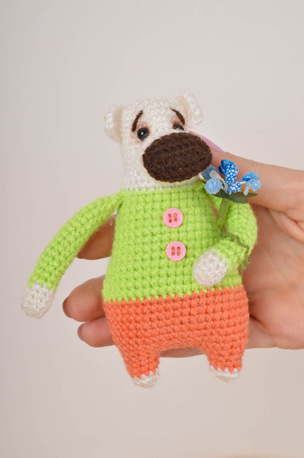 Jouet ours avec fleurs Peluche faite main tricotée originale Cadeau pour enfant photo 5