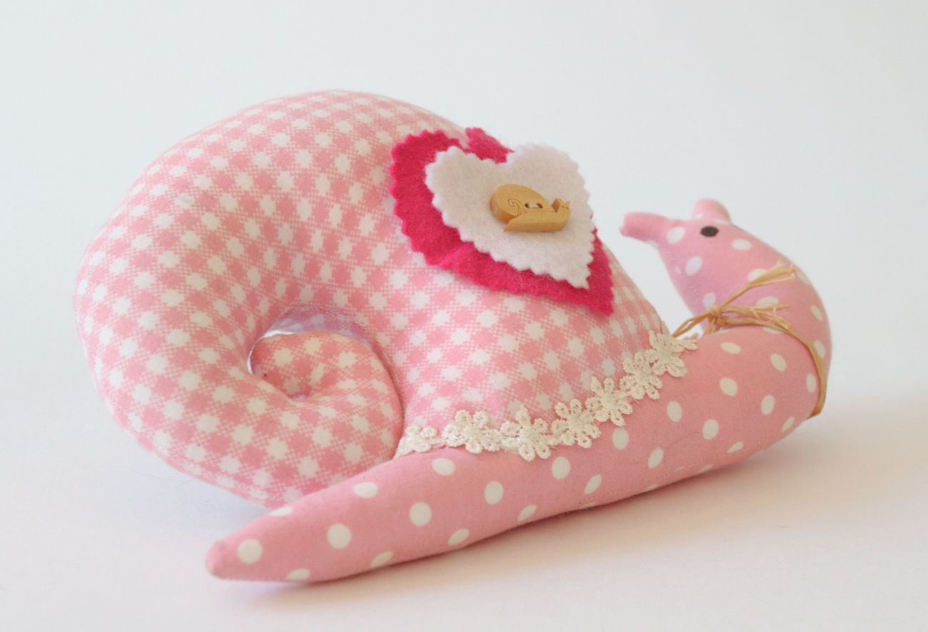 Pink soft toy photo 4