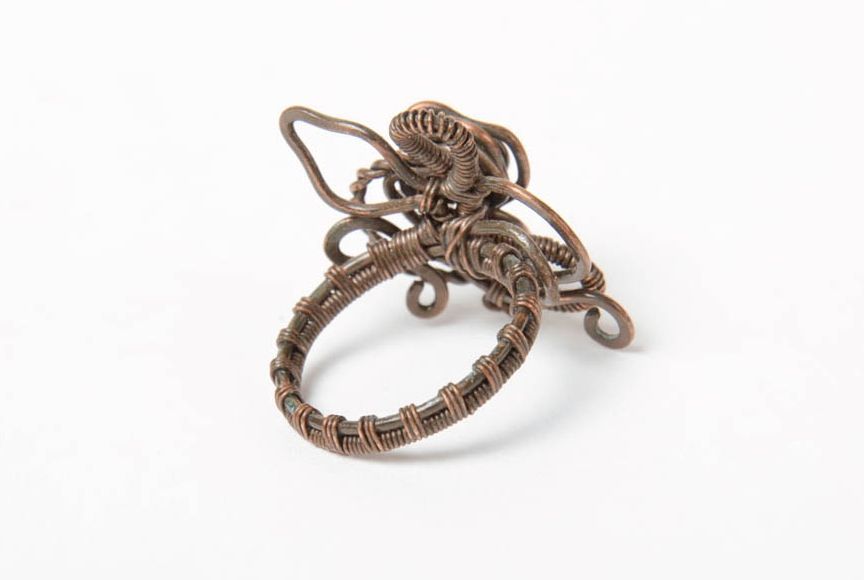 Exklusiver künstlerischer Ring aus Kupfer in wire wrap Technik Handarbeit  foto 3