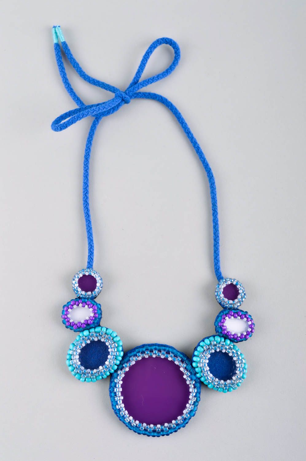 Collar original con abalorios azules bisutería artesanal regalo para mujer foto 2