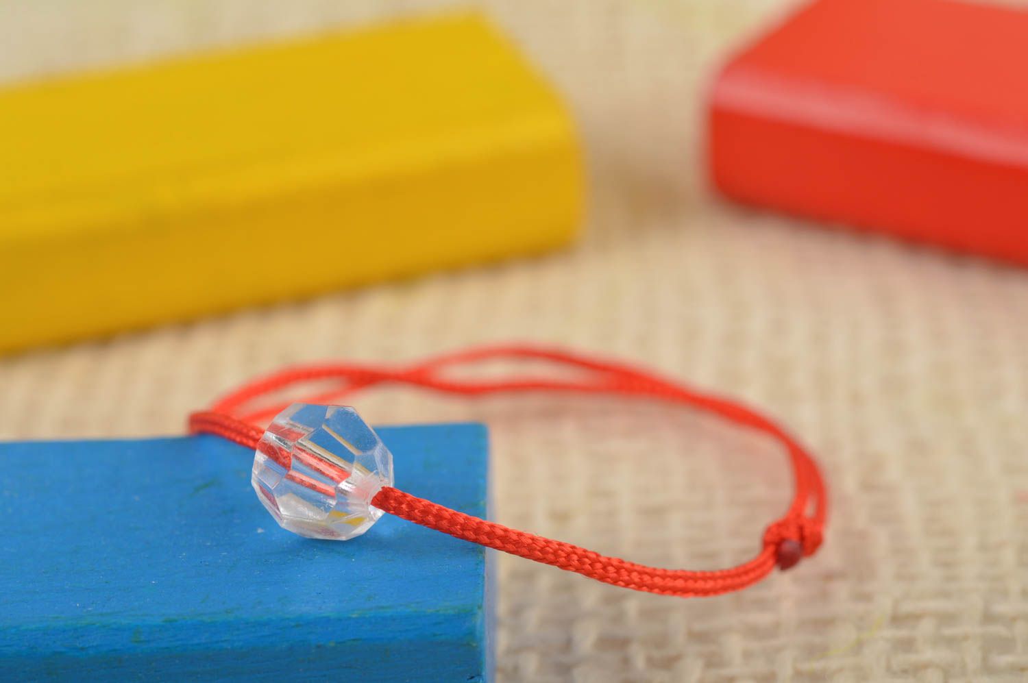 Браслет ручной работы браслет из шнурков плетеный браслет детский красный фото 1
