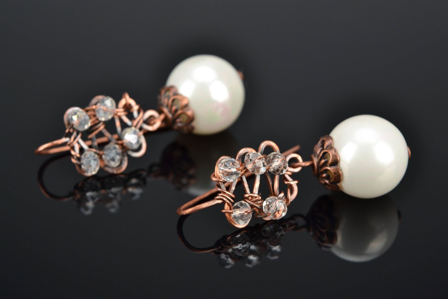 Copper earrings with crystal and pearl-like beads photo 1