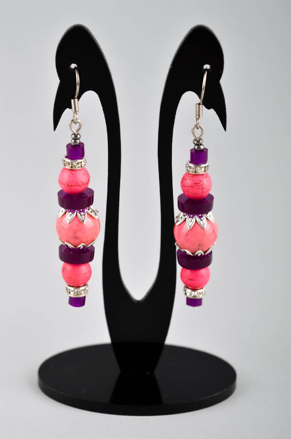 Boucles d'oreilles pendantes Bijou fait main roses design Cadeau femme photo 2