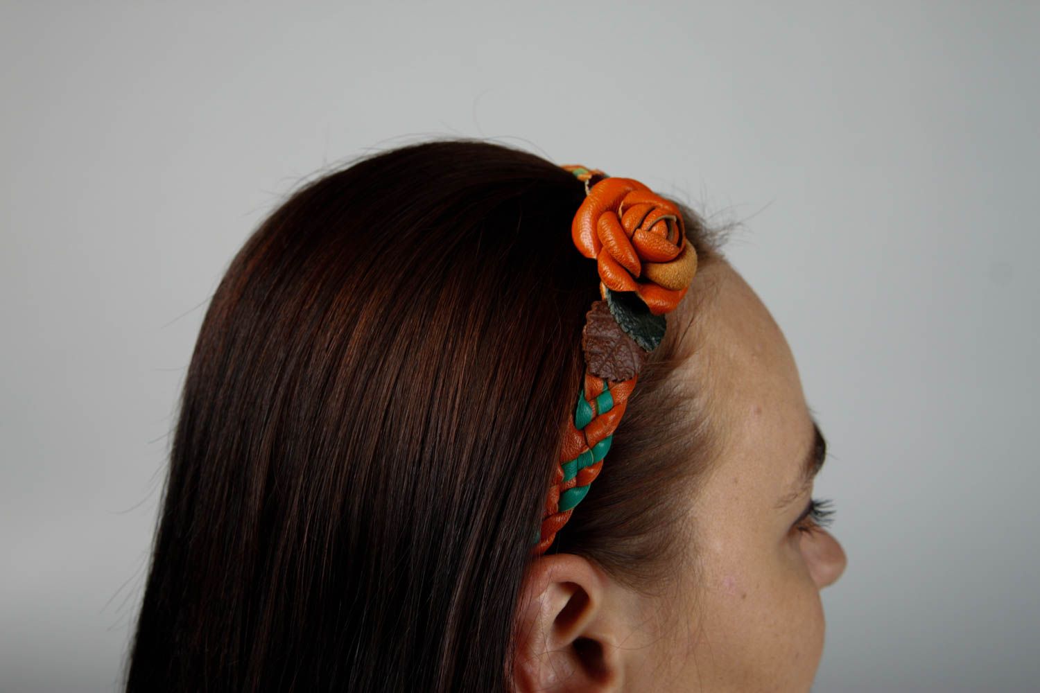 Handmade Haarband mit Blume aus Leder Damen Schmuck Accessoire für Haare foto 2