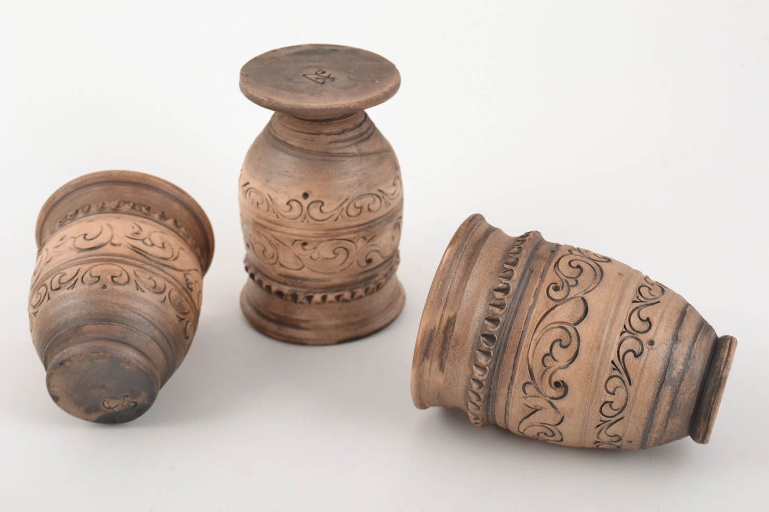 Conjunto de vasos de chupitos de arcilla artesanales tres vasos 330 ml y 250 ml foto 5
