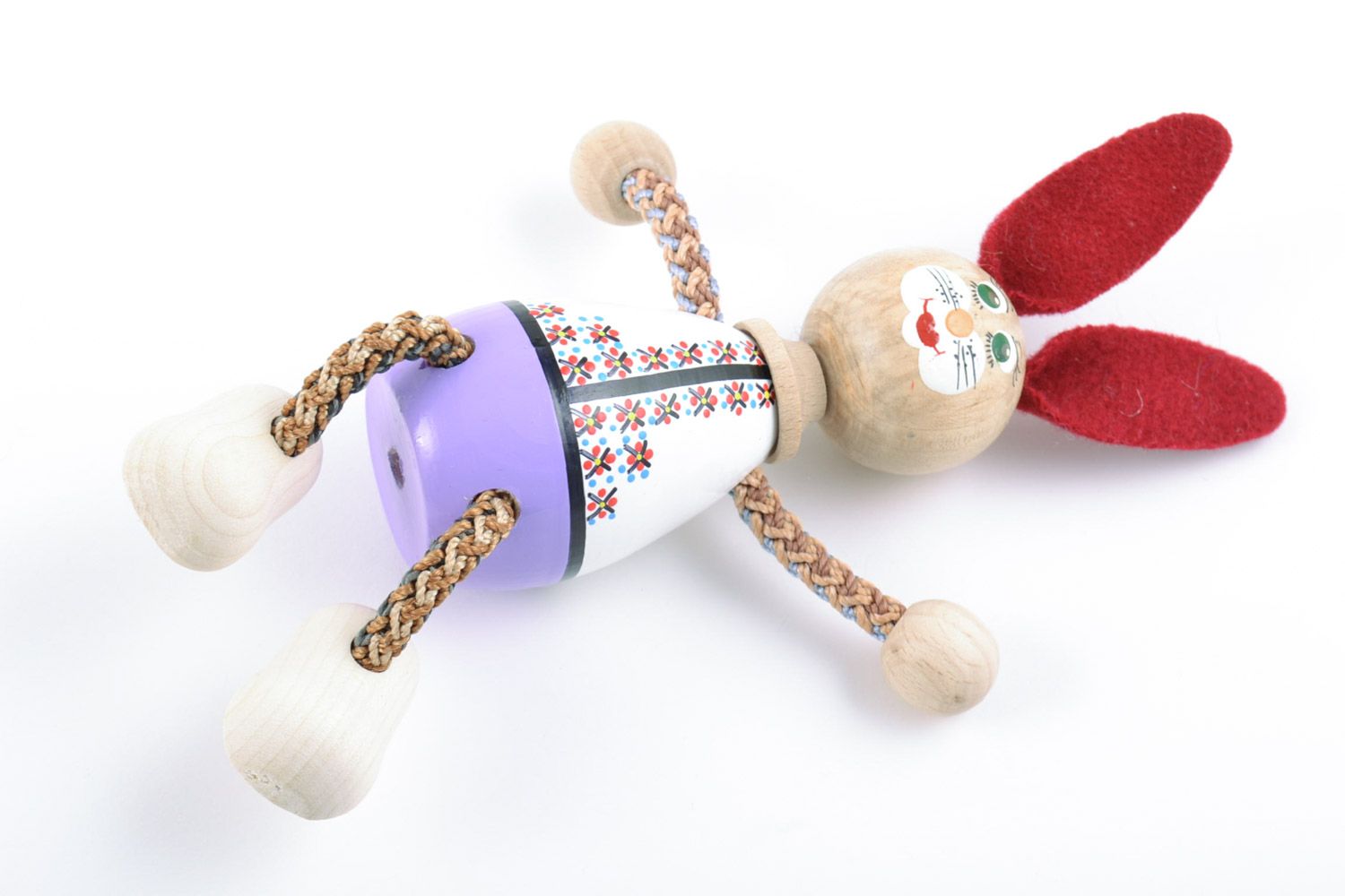 Деревянная игрушка заяц из бука с росписью эко красками для ребенка ручная работа фото 5