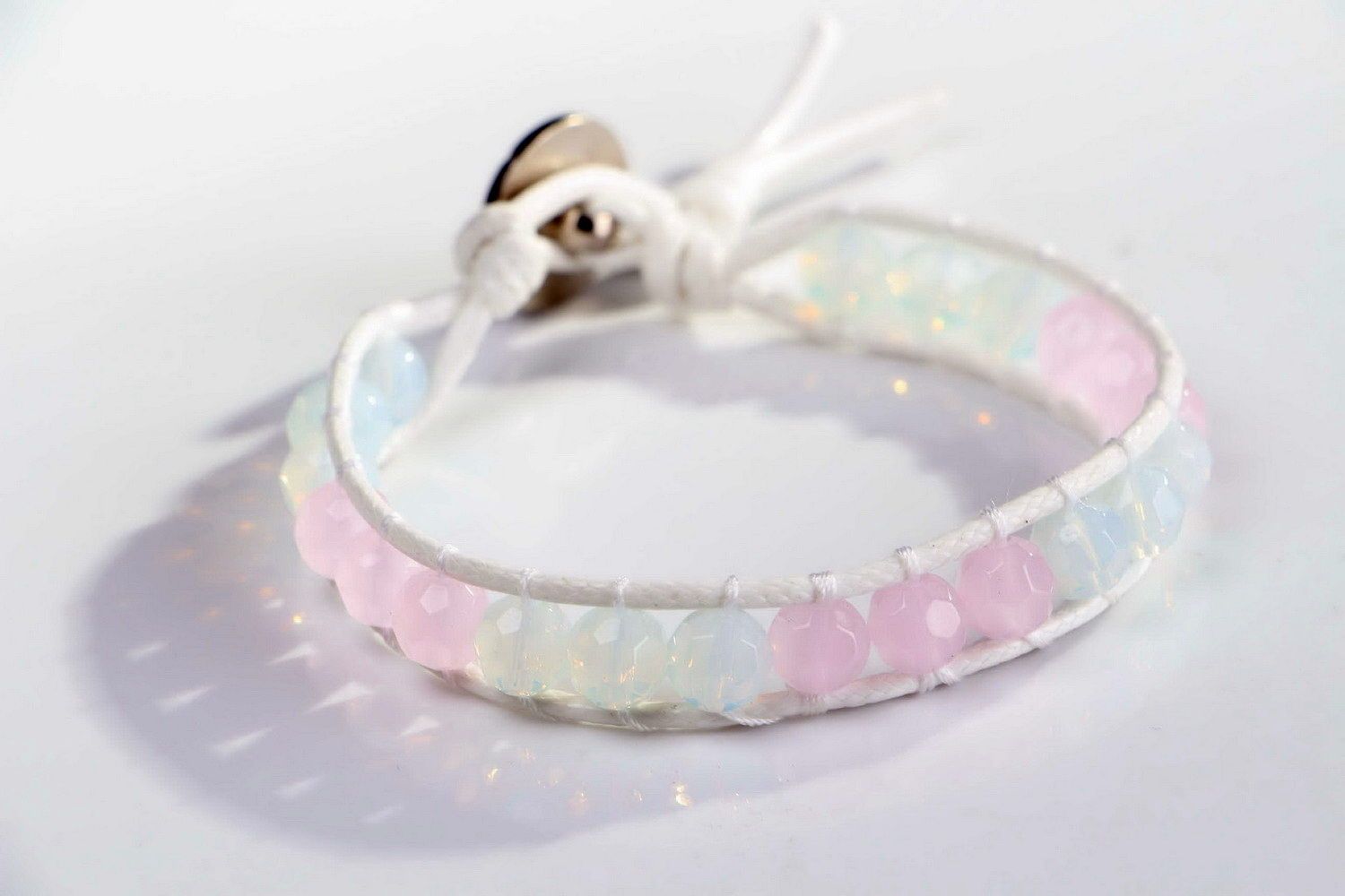 Bracelet made of pink quartz photo 2