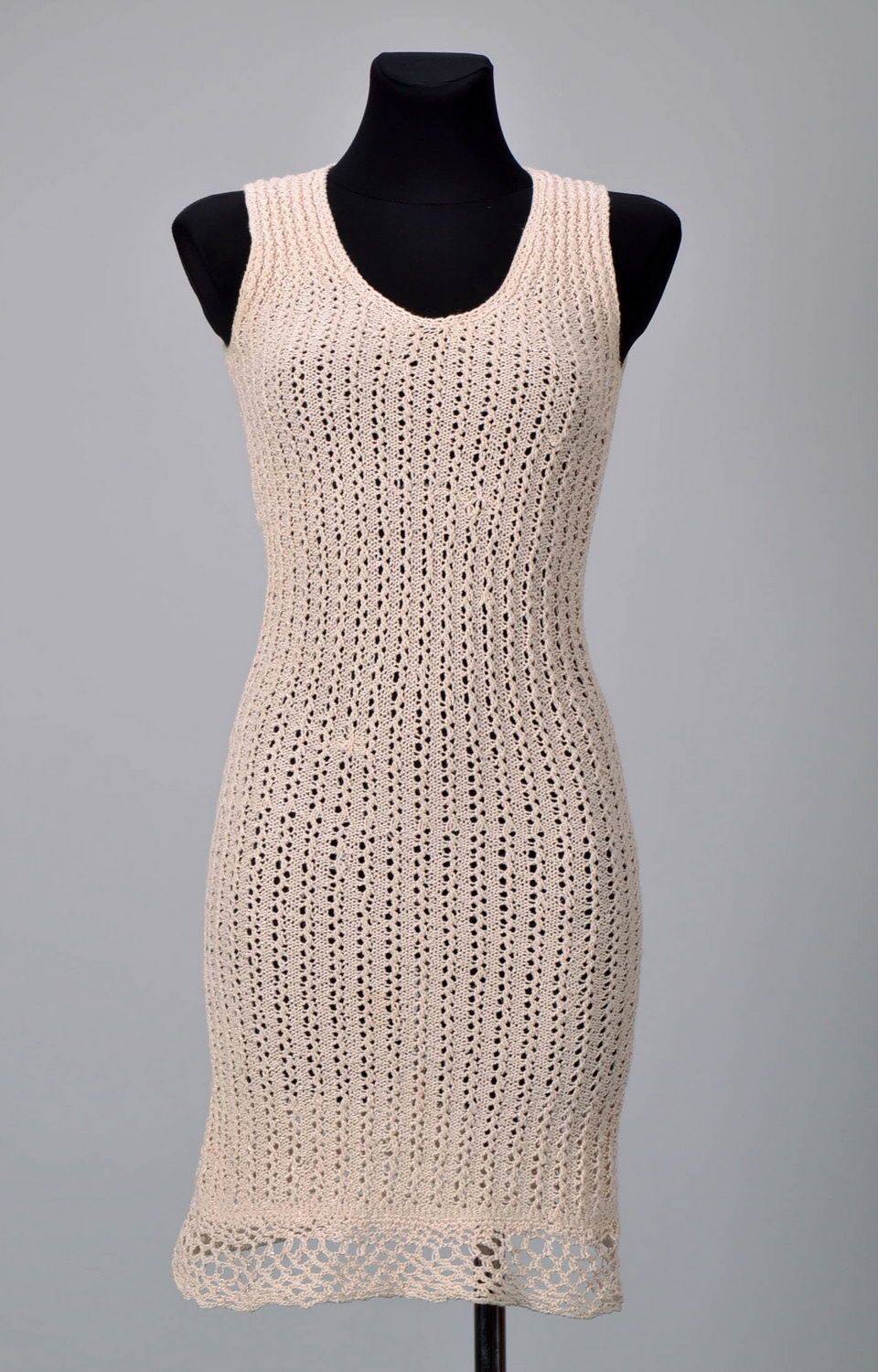 Knitted dress, made of acrylic threads  photo 1