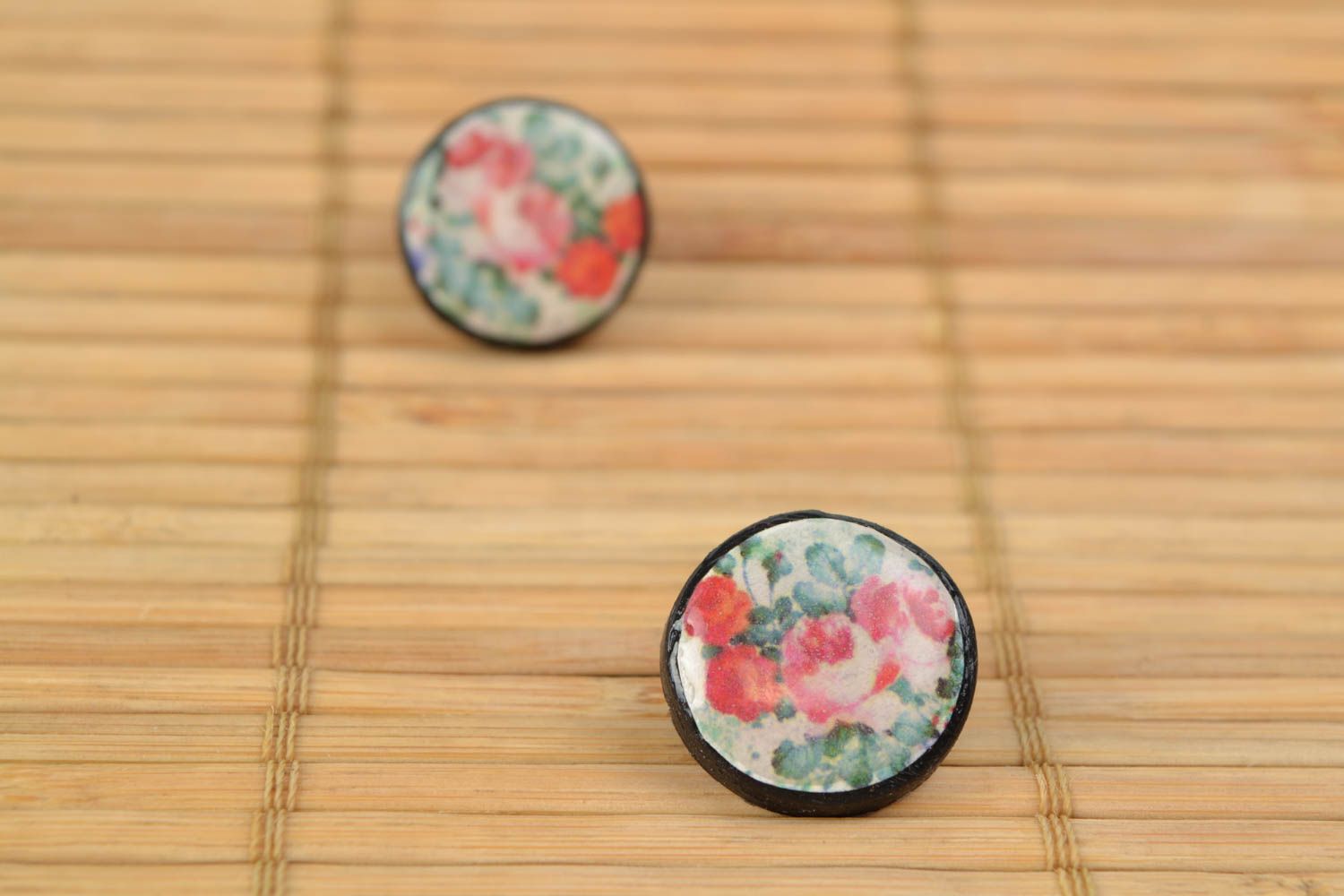 Handmade polymer clay round stud earrings with flowers photo 5
