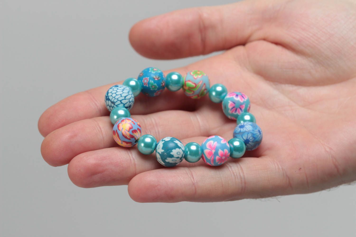 Bracelet en pâte polymère fait main bleu perles en céramique pour enfant photo 5