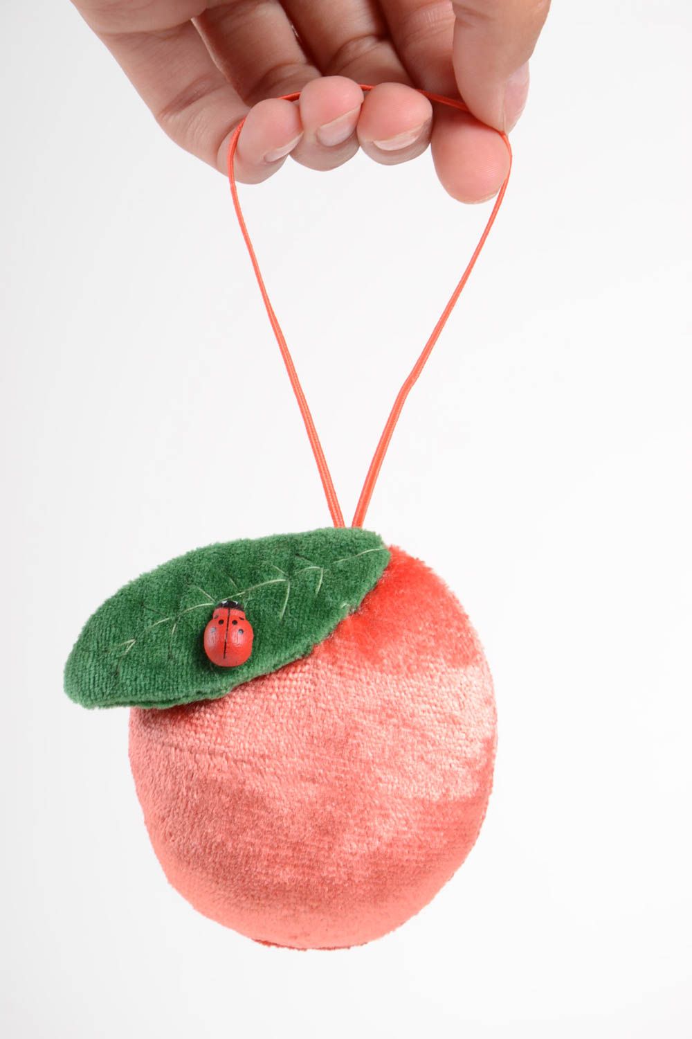 Pique-aiguilles en tissu rouge Pomme fait main décoration pour couturier cadeau photo 2