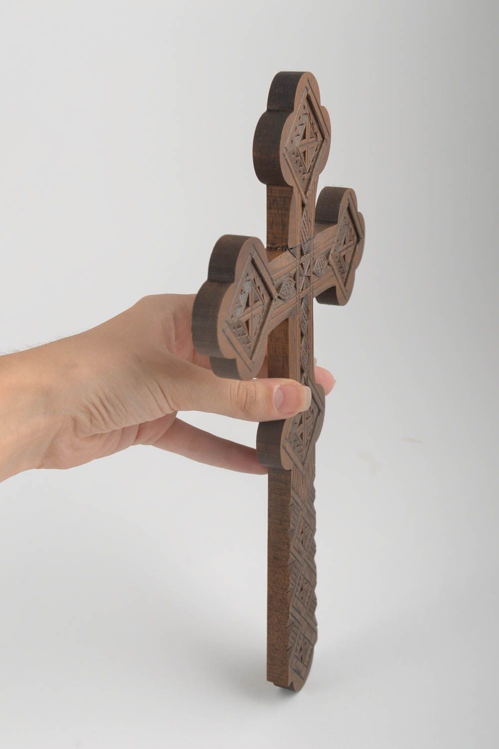 Крест ручной работы резной крест из дерева украшение на стену оберег для дома  фото 5