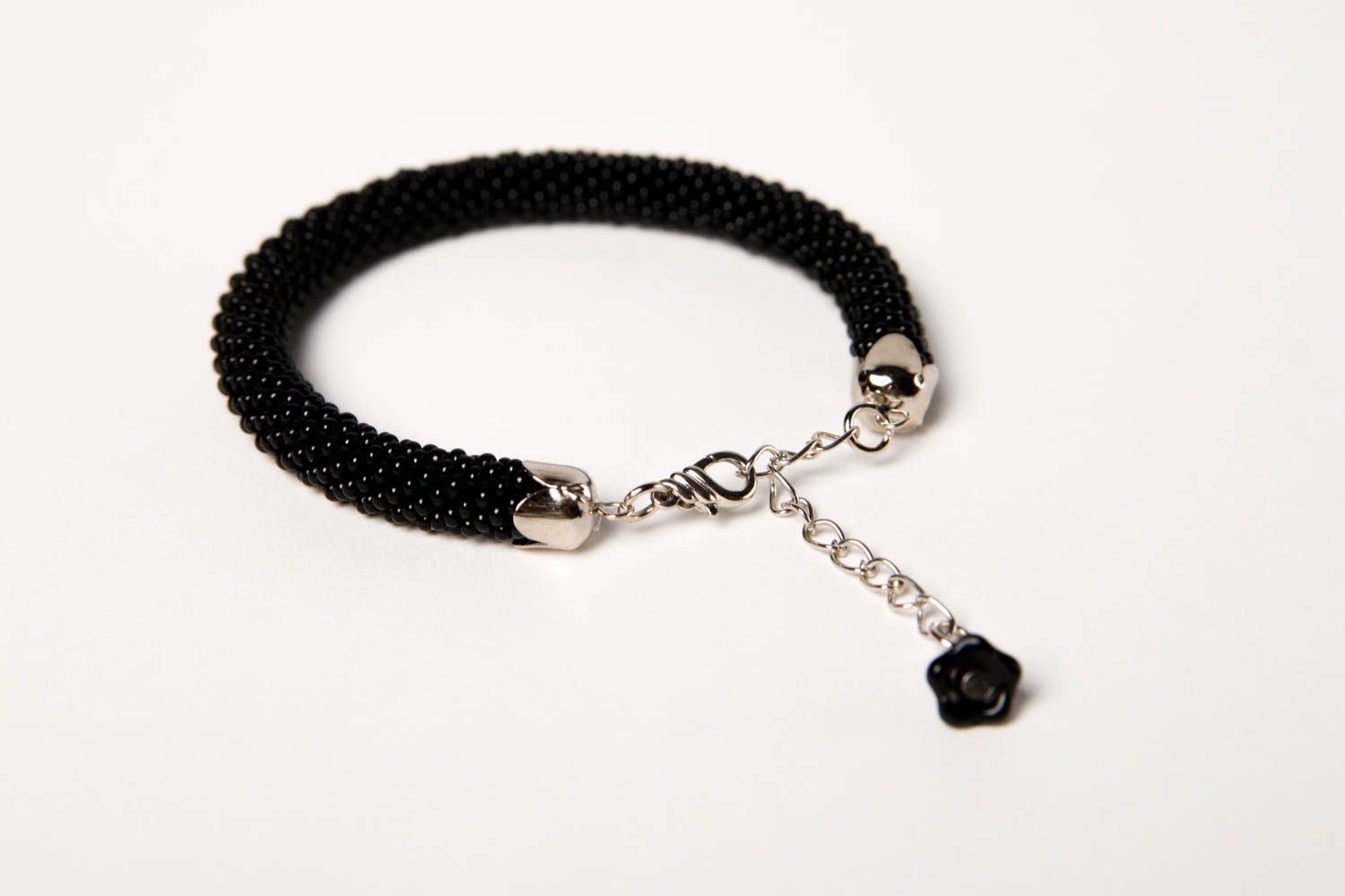 Bracelet perles rocaille Bijou fait main noir cadeau Accessoire femme design photo 4