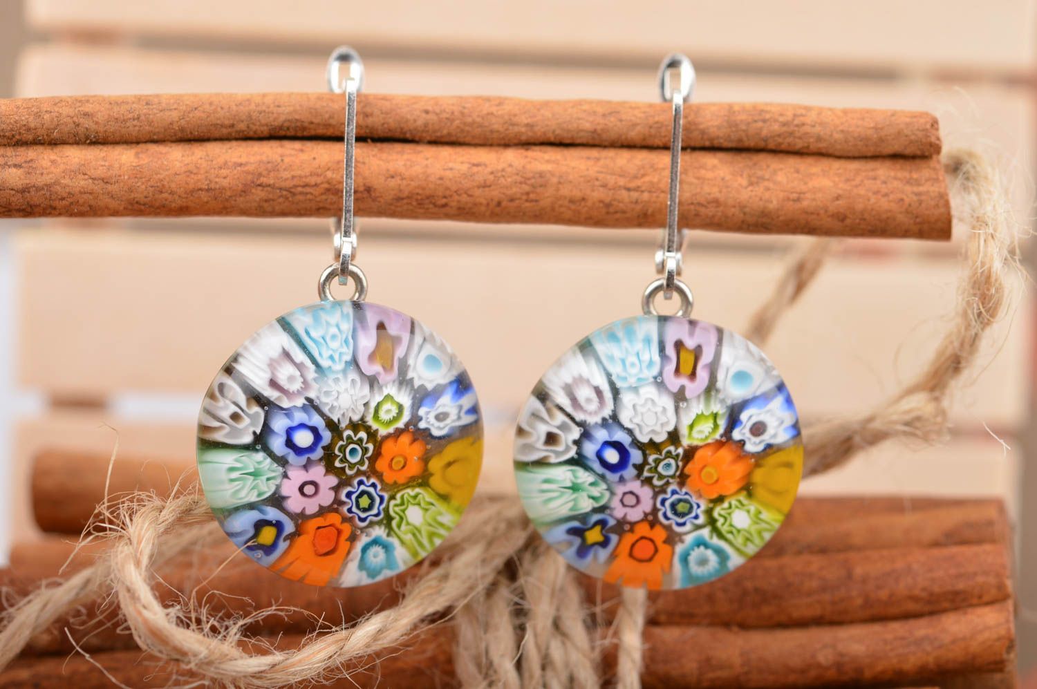 Boucles d'oreilles multicolores rondes en verre de Murano faites main Été photo 1