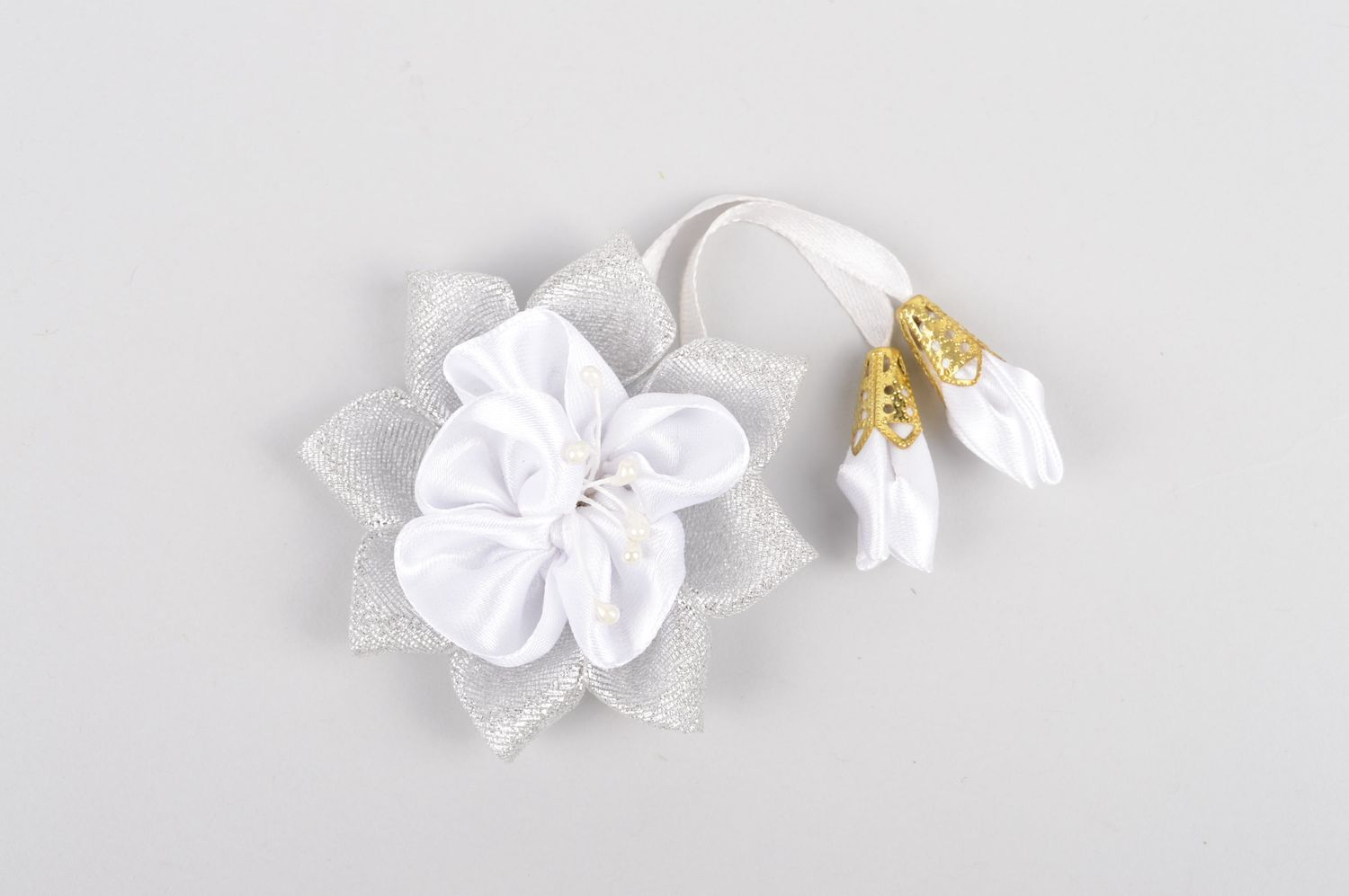 Handmade Haar Spange Mädchen Haarschmuck Mode Accessoire Blume aus Bändern foto 4