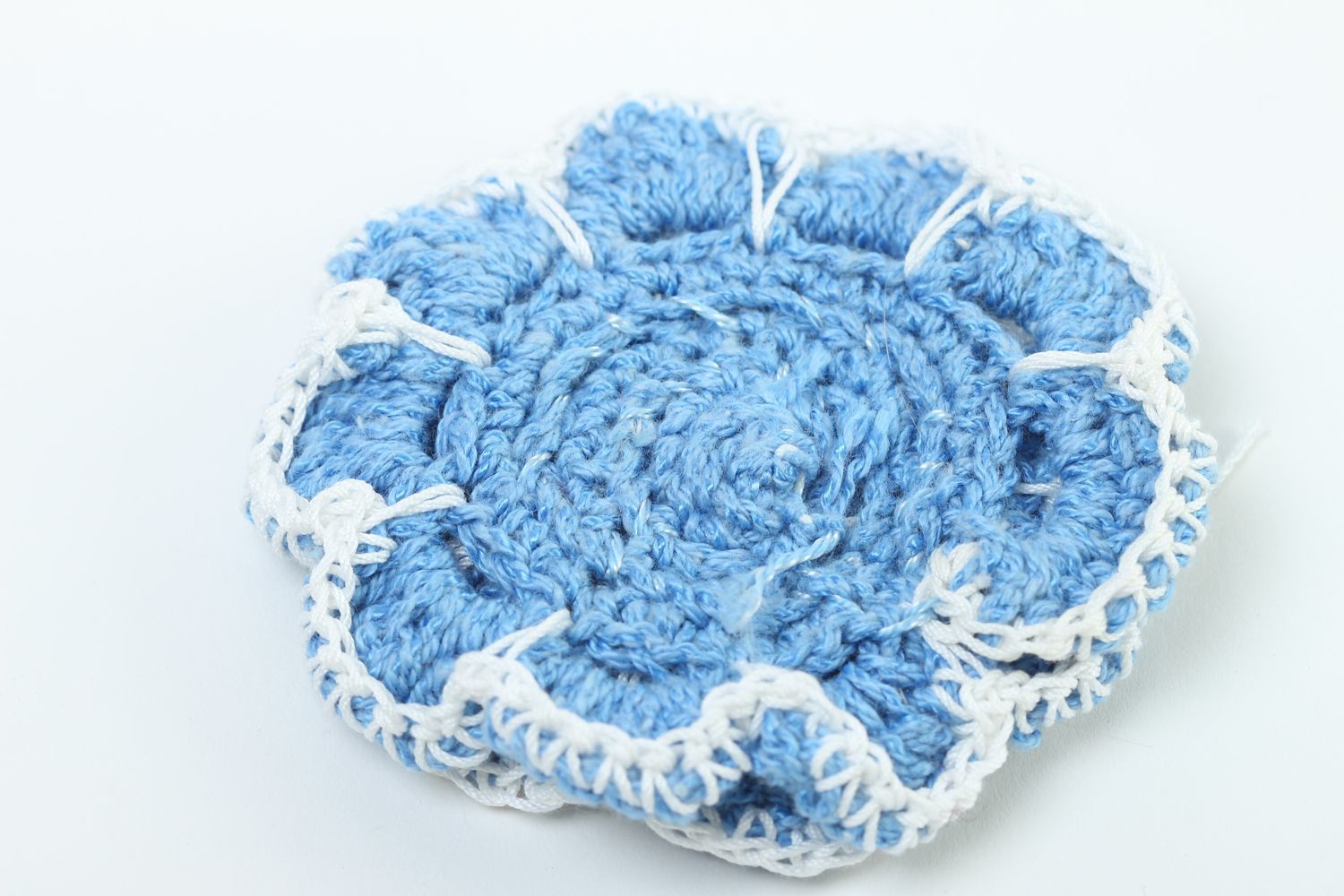Handmade crocheted flower for jewelry making art supplies crochet brooch photo 4