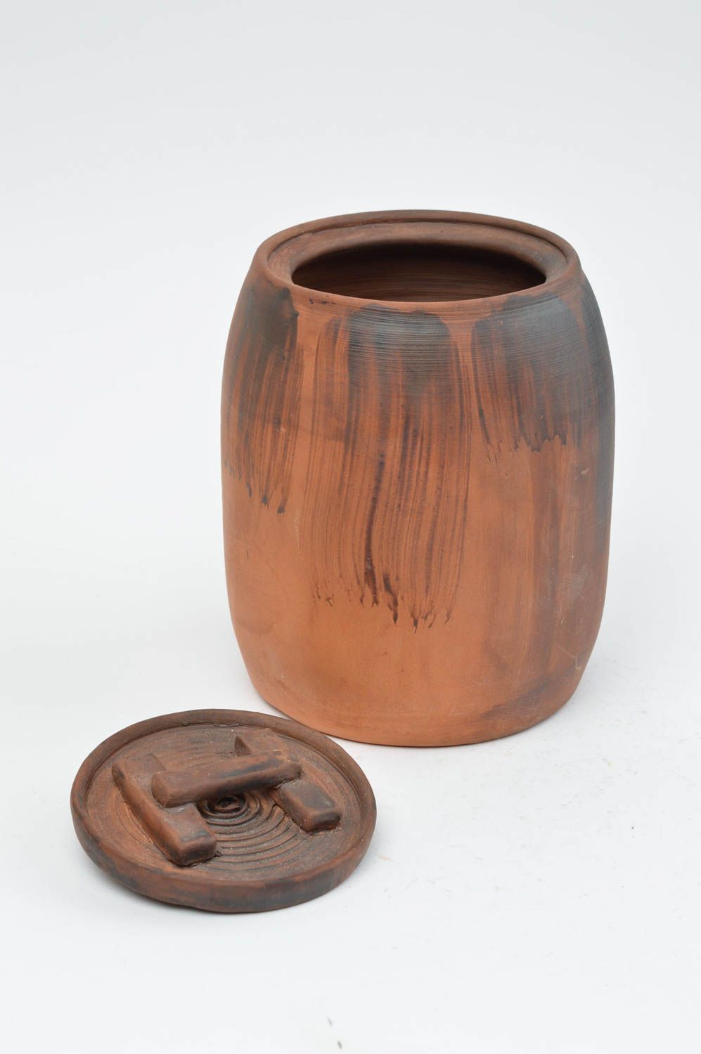 Pot à céréales en céramique en forme de baril avec couvercle marron fait main photo 3