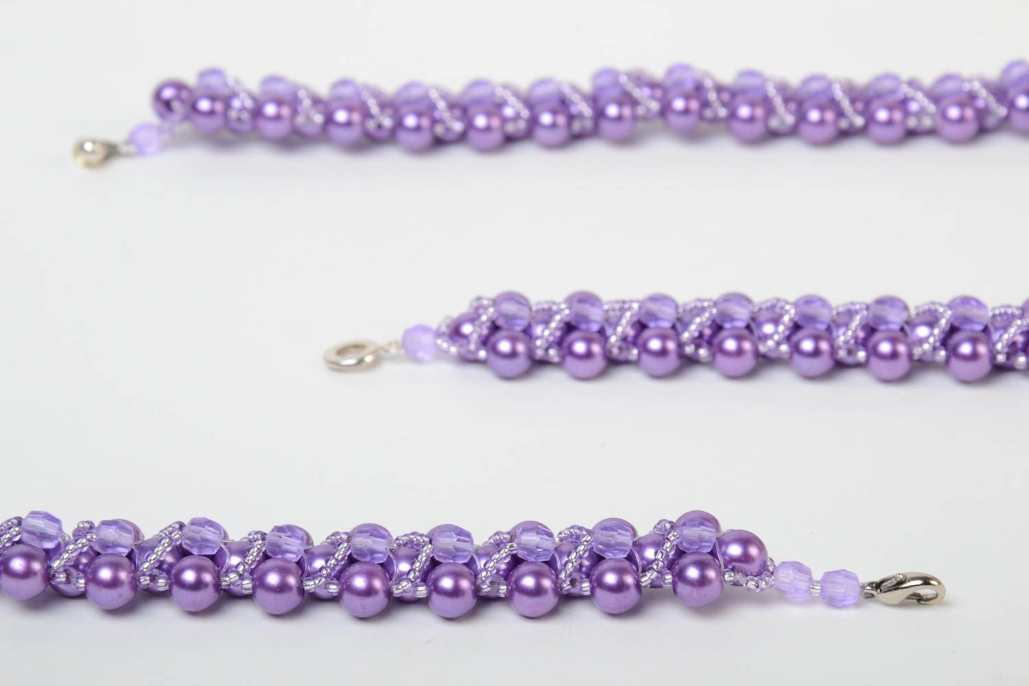 Parure de bijoux violets faite main en perles fantaisie collier et bracelet photo 4