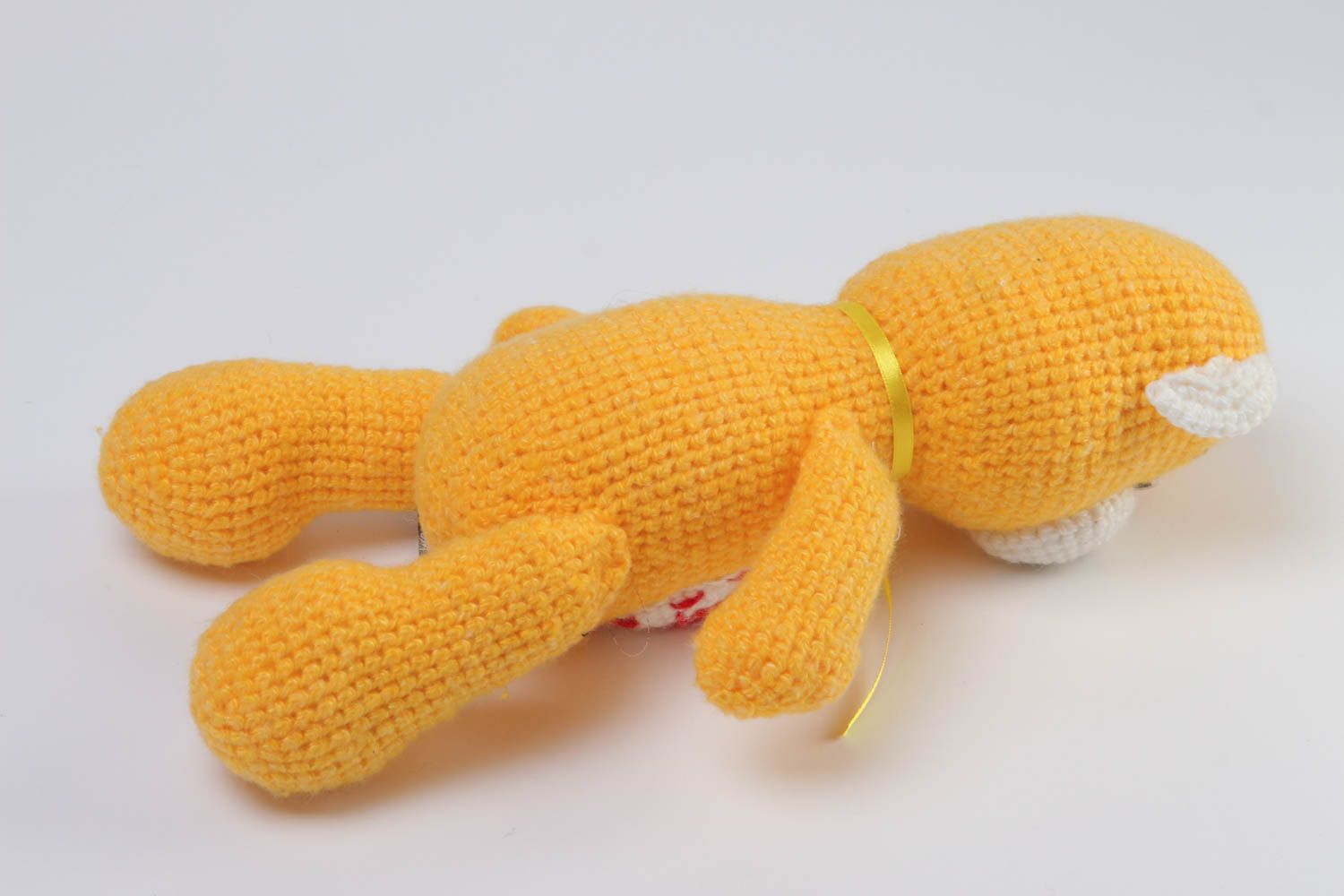 Jouet ours jaune fait main Peluche tricotée au crochet Décoration maison photo 4