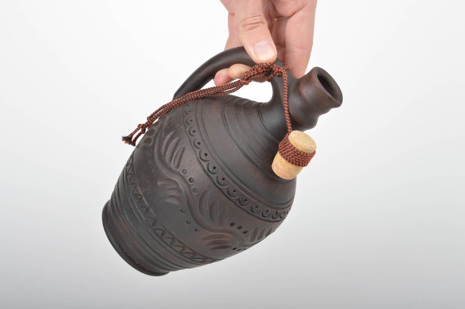Handmade Flasche aus Keramik in Dunkelbraun für Aufbewahrung vom Alkohol 350 ml foto 3