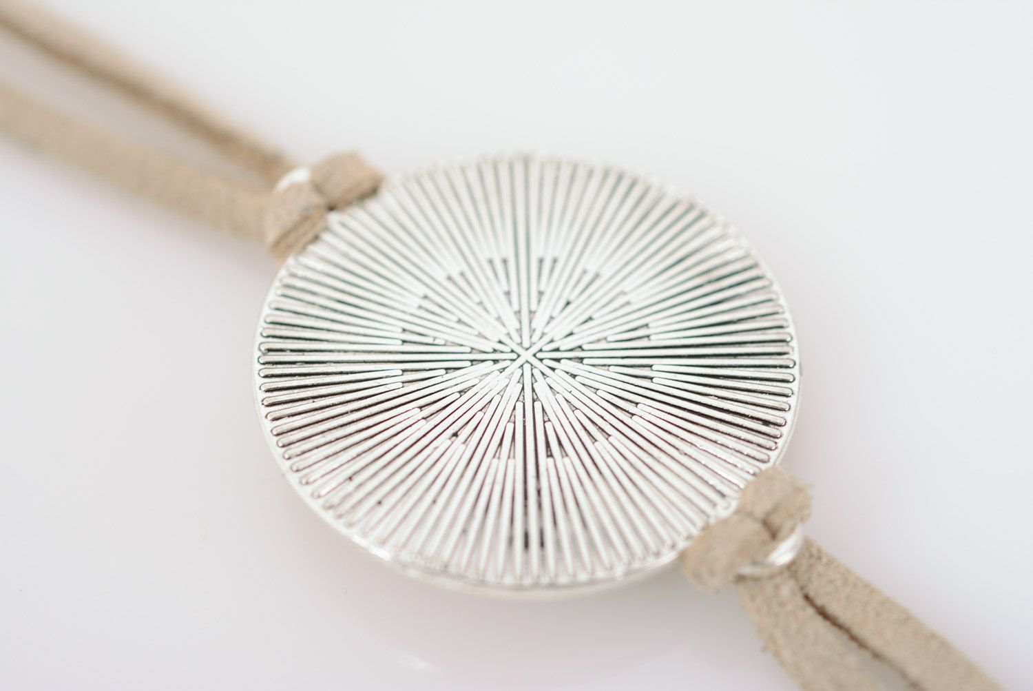 Handgemachtes Armband aus Epoxidharz mit echter Blume an der Kette für Frauen foto 4
