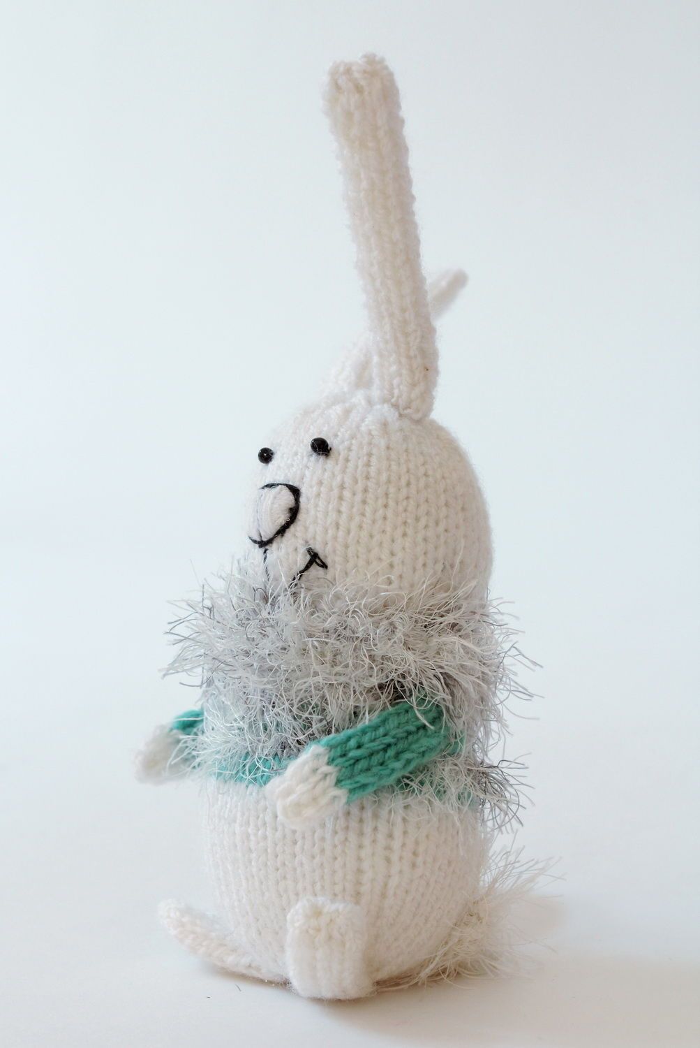 Jouet mou tricoté en forme de lapin  photo 3