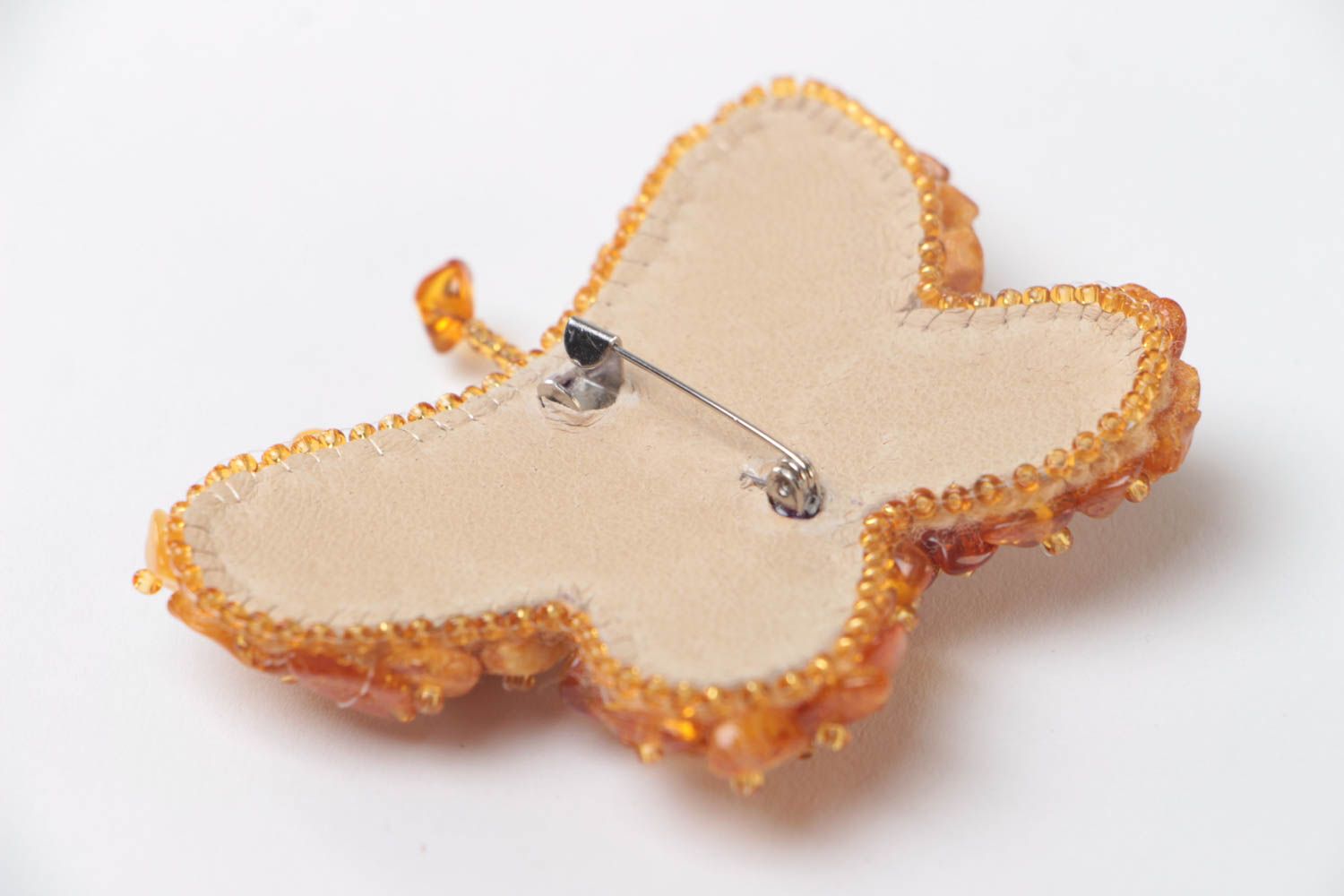 Große beige Damen Schmetterling Brosche aus Glasperlen mit Amber handgeschaffen  foto 4