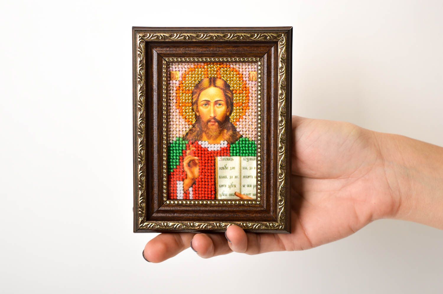 Икона ручной работы икона вышитая бисером икона святого небольшая на стену фото 5