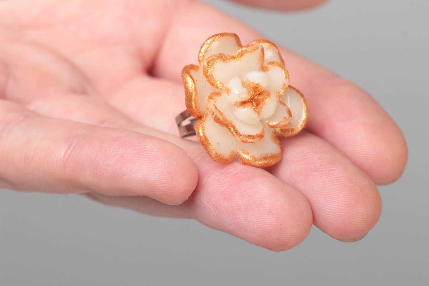 Handmade polymer clay jewelry ring with metal basis of adjustable size Flower photo 5