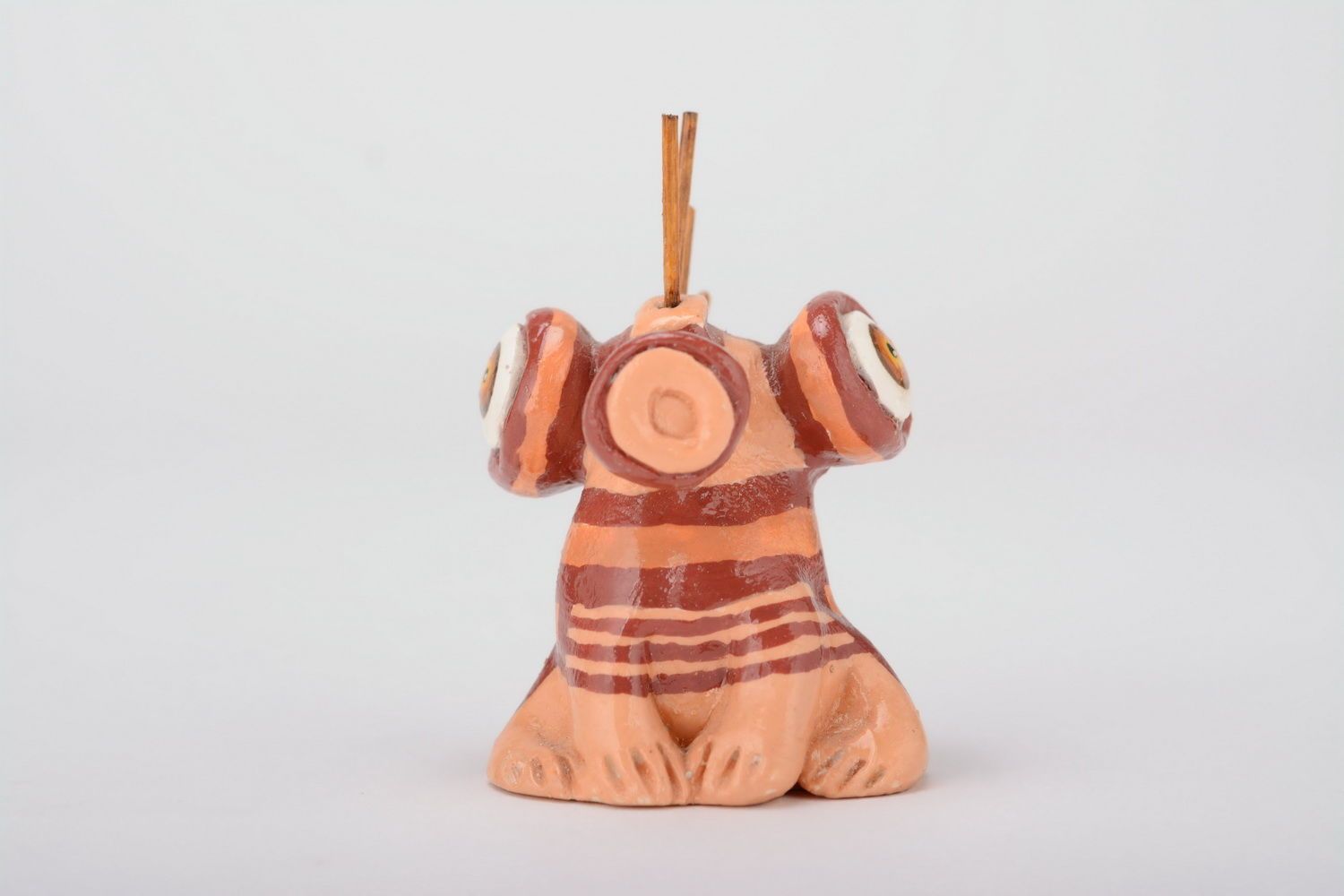 Figurine goblin en céramique photo 3