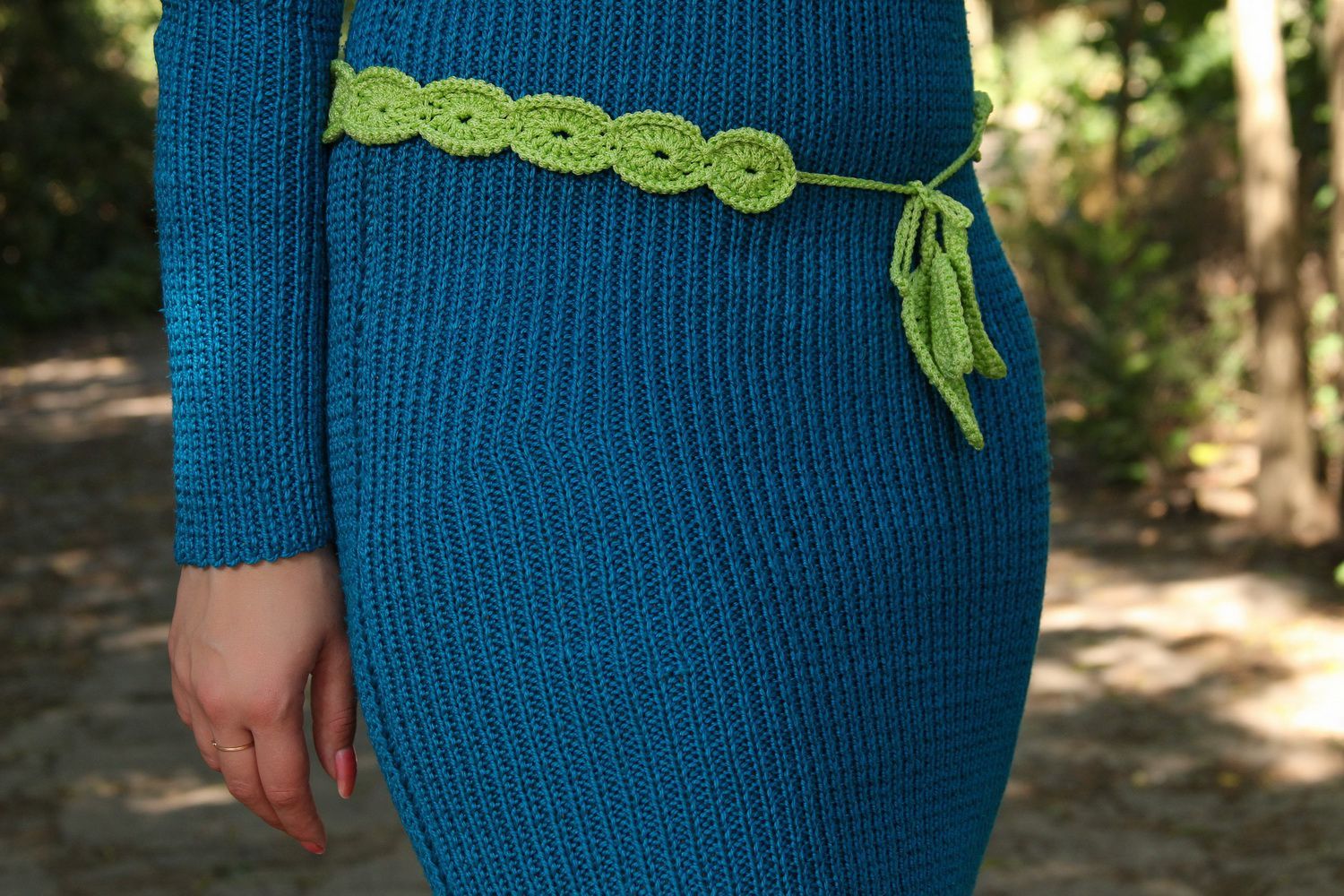 Lime knitted bag and sash photo 5