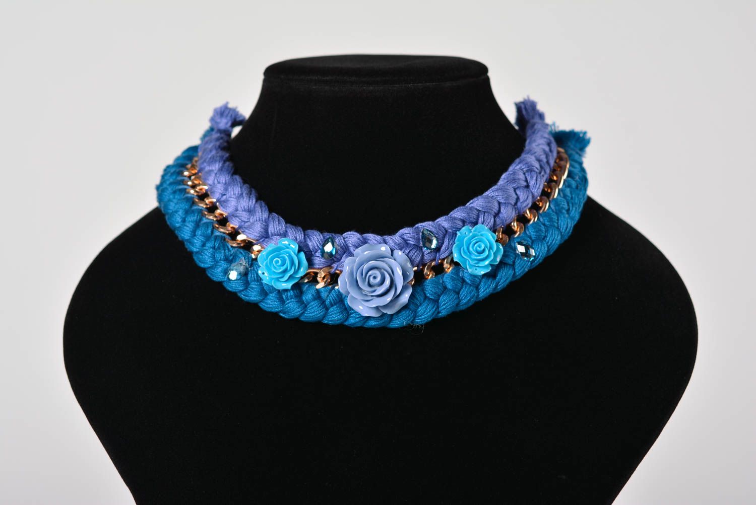 Колье коса ручной работы украшение на шею синее модная бижутерия с цветами фото 1