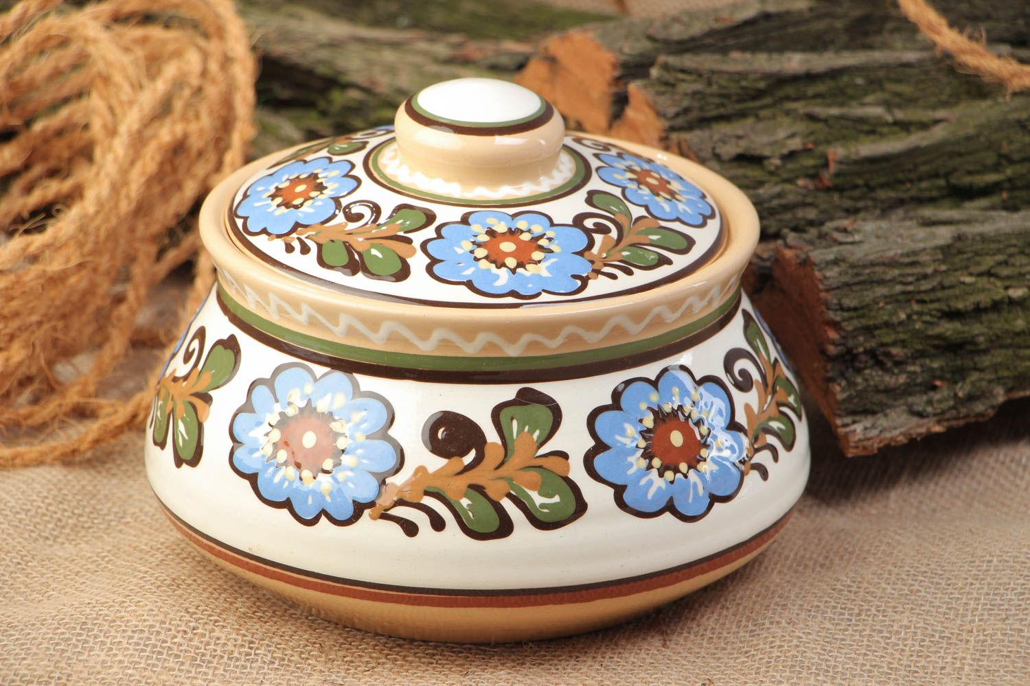 Beautiful homemade painted clay pot for baking 2 l photo 1