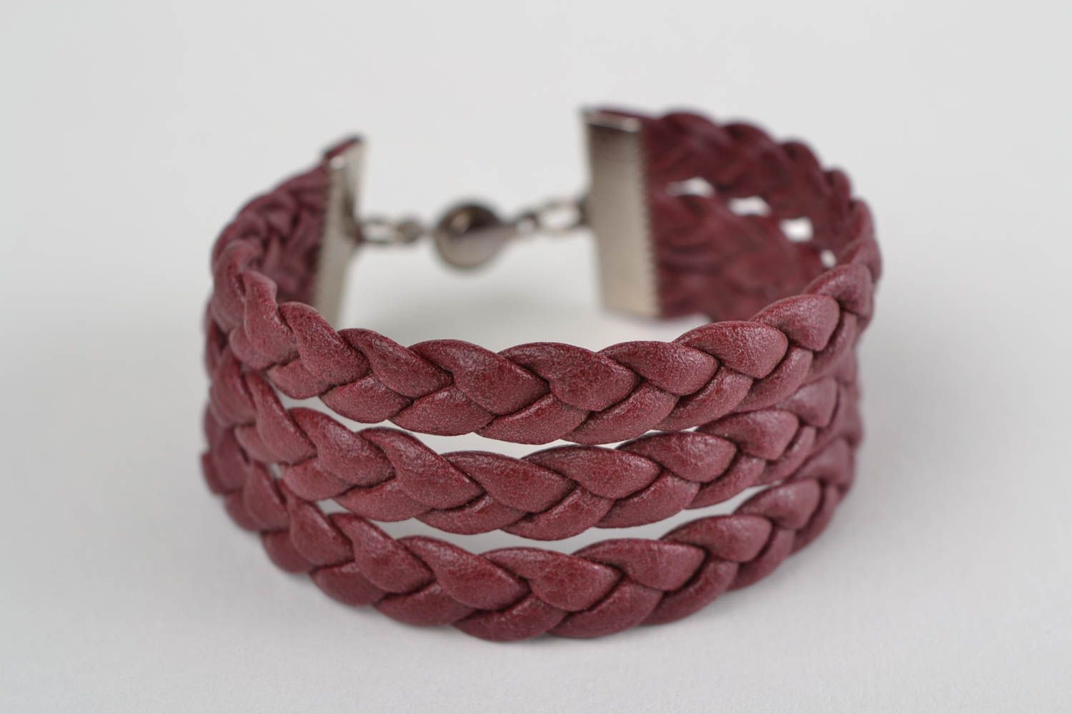 Beautiful handmade dark red woven faux leather bracelet with metal clasp photo 3
