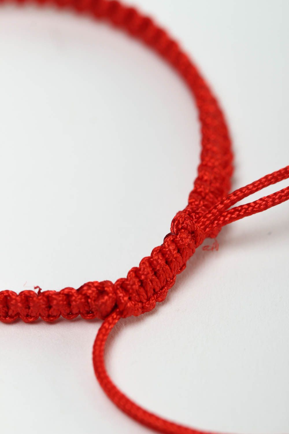 Bracelet textile Bijou fait main rouge design de mode Accessoire femme original photo 4
