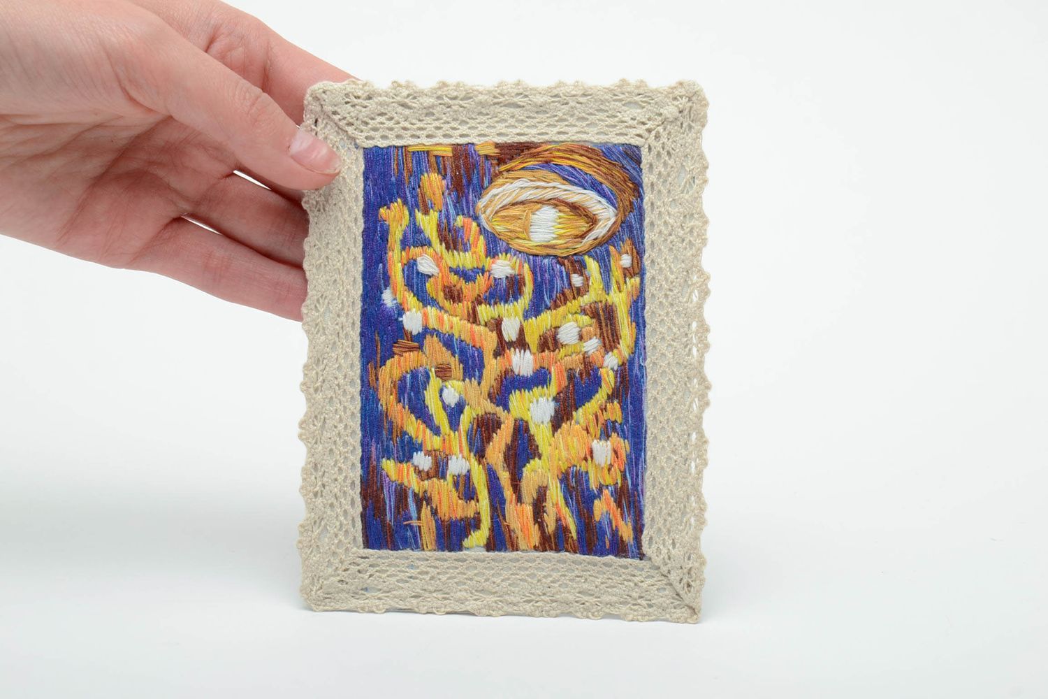 Satin stitch embroidered magnet picture photo 5