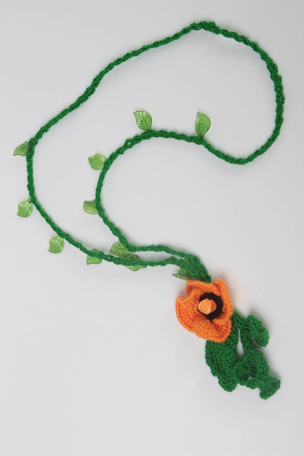Кулон крючком цветочный кулон ручной работы текстильный кулон зеленый длинный фото 2