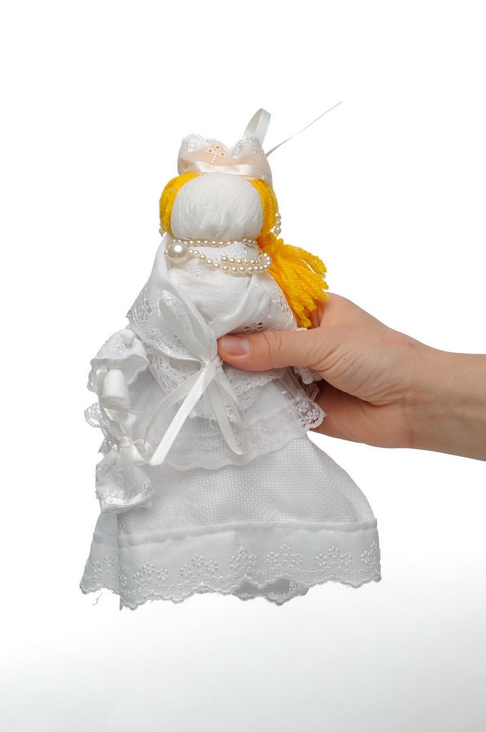 Сувенирная кукла-мотанка Невеста фото 2