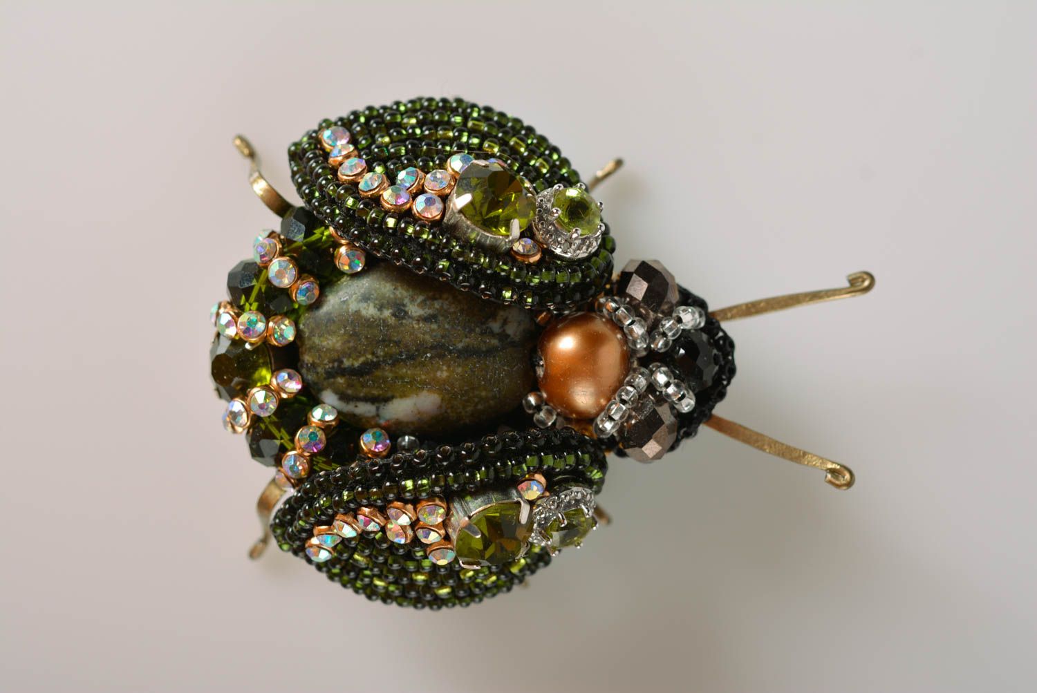 Broche insecte Bijou perles de rocaille fait main Accessoire femme tendance photo 2